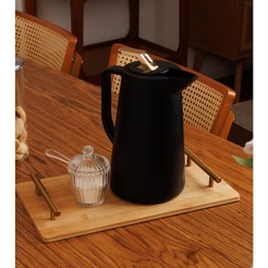 Bandeja com Alça 39cm Seattle Bambu Natural Wolff Metal Dourado para Servir Café Bebidas Petiscos Mesa e Decoração Casa
