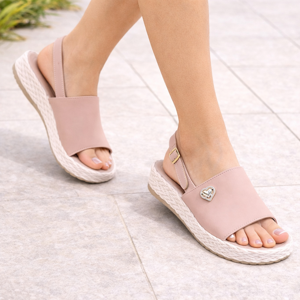 Sandália FemininaAnabela Tratorada Confortável Detalhe Coração Delicada Moderna Flatform Solado Corda