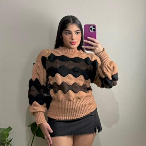 Blusa Feminina Suéter Manga Bufante Tricot Detalhes em ondas Alto Relevo Gola Redonda Inverno