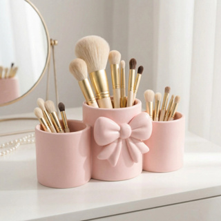Porta Pincéis de Maquiagem e Canetas com Laço Elegante – Organizador de Mesa em Oferta na Shopee