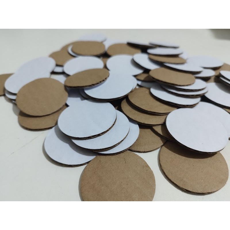 Disco de Papelão Branco/Pardo 4,5 cm - Para Artesanato - Fundo caixinha - c/ 150 Unidades