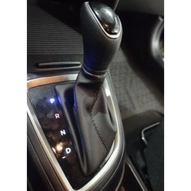 Coifa Câmbio Automático Hb20 2017 Hyundai ( S/ Base moldura )