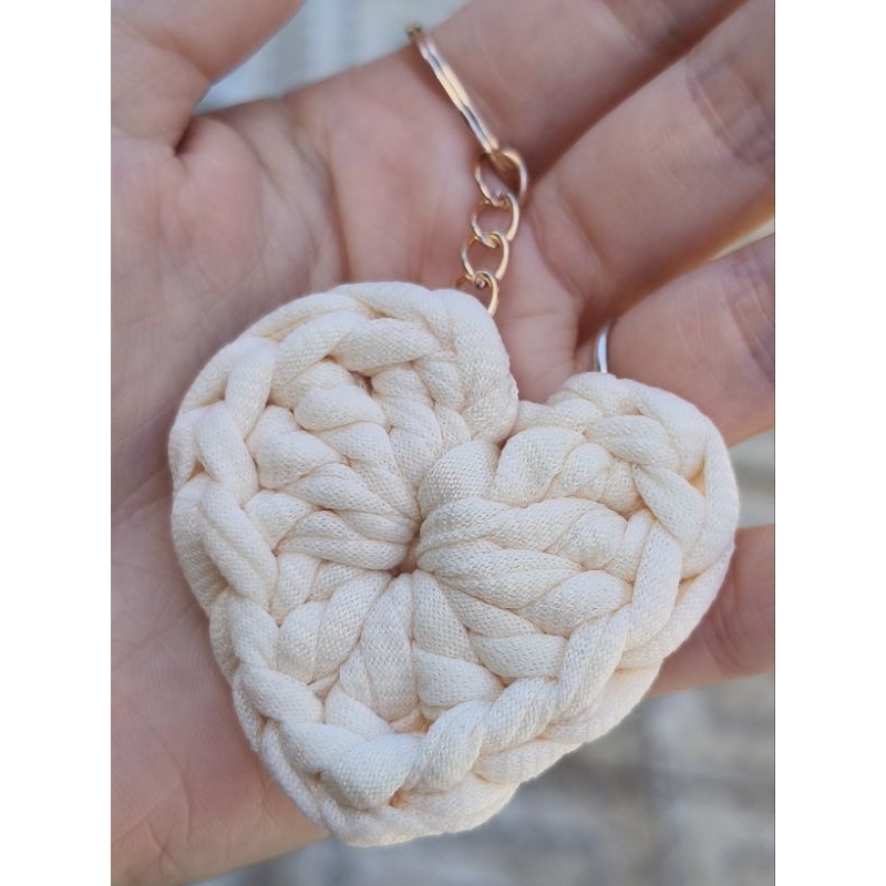 Chaveiro Coração em Crochê Personalizado | Lembrancinha Artesanal | Kit 40 Unidades