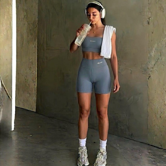 Conjunto Fitness Premium Poliamida grossa Shorts E Top Fita Alcinha Básica Cós alto Para Academia