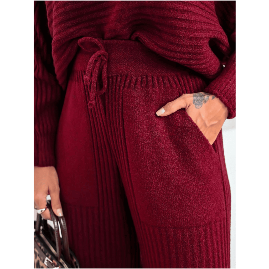Detalhes do Conjunto Canelado Bolso Tricô Mousse Blogueira Inverno 2026