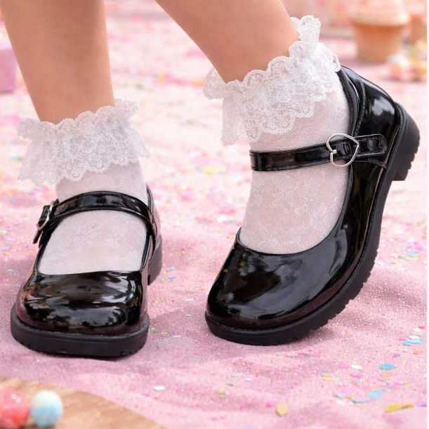 Sapato Infantil Menina Preto Verniz Boneca Tratorado Fashion