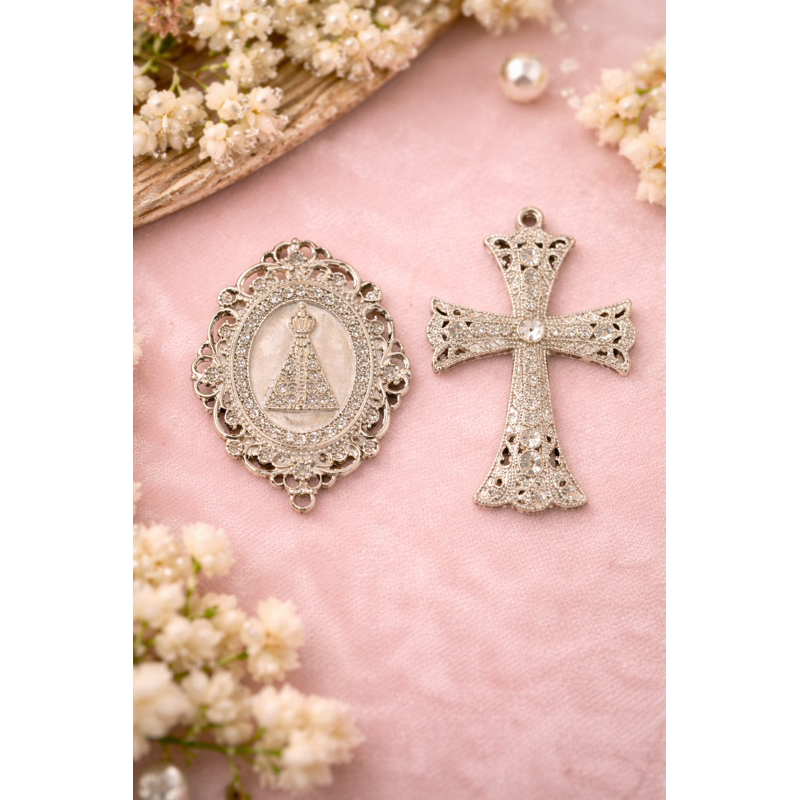 kit entremeio nossa senhora Aparecida + Cruz com strass pra terço