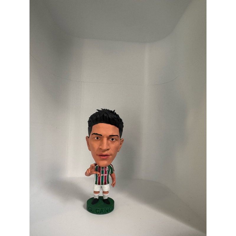 Mini Craque Germán Cano Fluminense — Feito em Resina e Pintado à Mão - 10cm