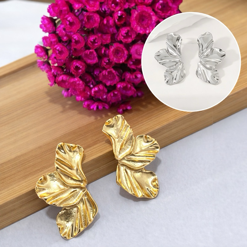 Brinco feminino meia folha petala martelado flor folheado a ouro e prata luxo elegante sofisticado em Oferta na Shopee