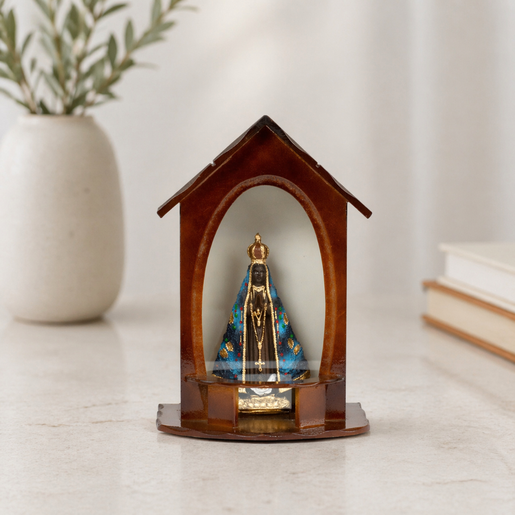 Capela Madeira Mogno Luxo 25 cm com Nossa Senhora Aparecida 14 cm Gesso Oratório Religioso Altar Decorativo Presente Fé