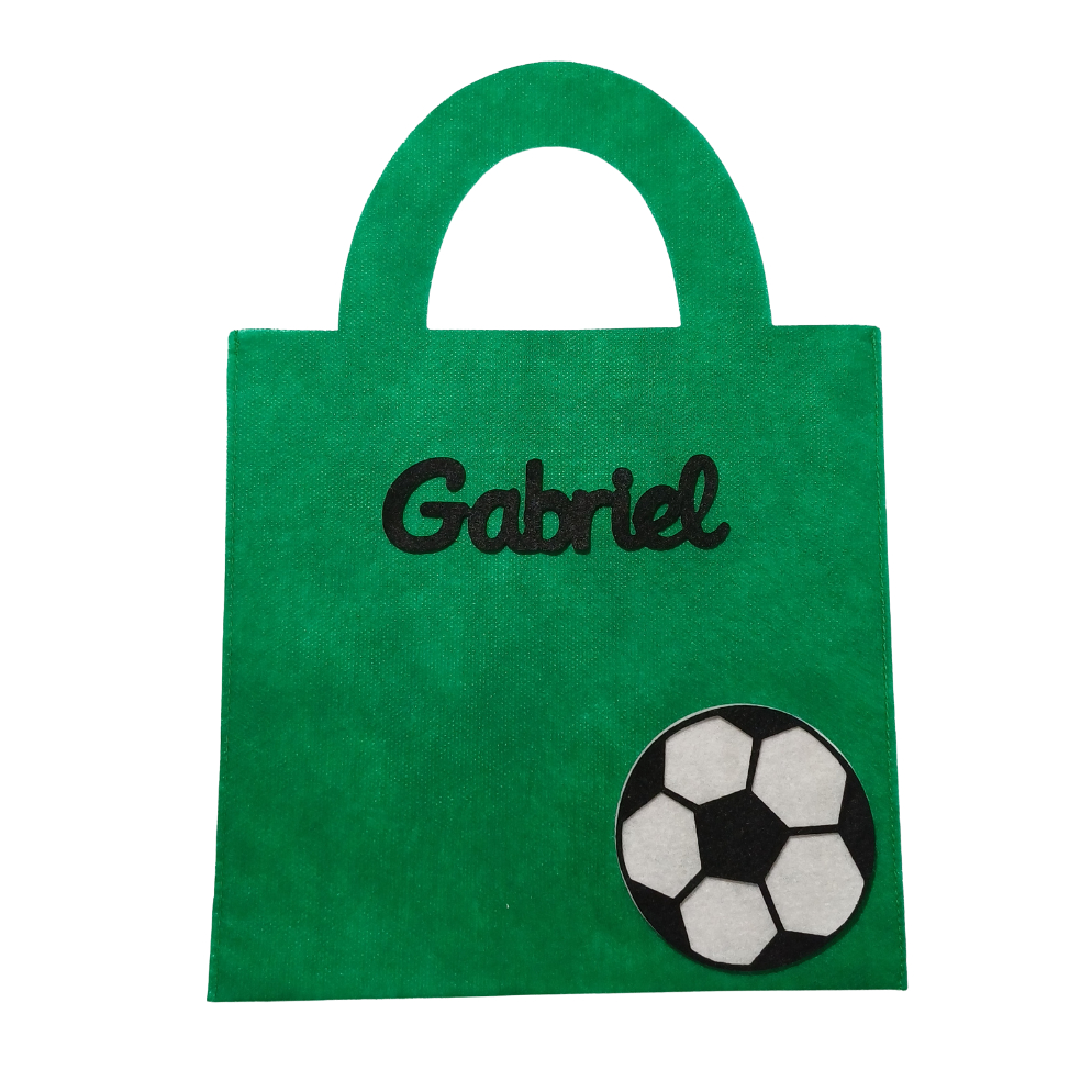 Sacolinhas Personalizadas TNT com nome criança Futebol bola verde lembrancinhas de festa de aniversario 22cmX22cm