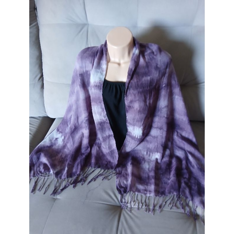 Cachecol em tons de roxo 70x180cm Bazar/Brecho