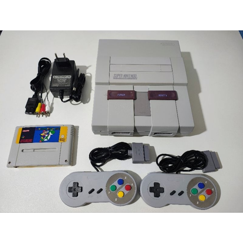 Vídeo Game Super Nintendo original anos 90 com Super Mario World + 2 controles