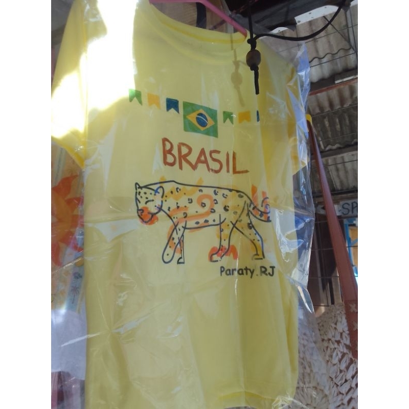 T-Shirts malha dry fit melhor que algodão, estampas exclusivas da loja Maria Caiçara.Temas da Copa. Chama no direct.