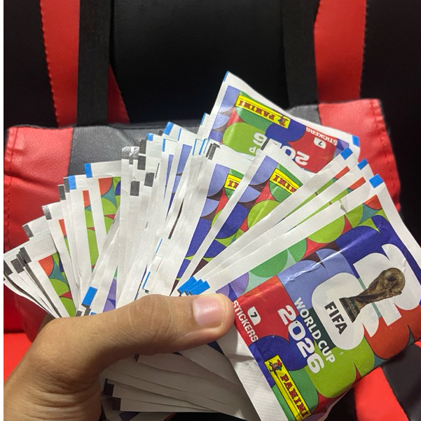 350 FIGURINHAS/ 50 PACOTES COPA DO MUNDO 🇧🇷⚽️