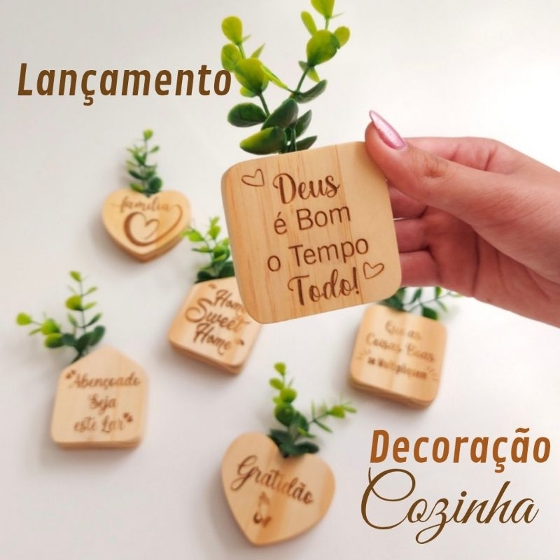 Enfeite Decoração Cozinha Minimalista - Imã de Geladeira em Madeira Flores Artificiais- Lembrancinha