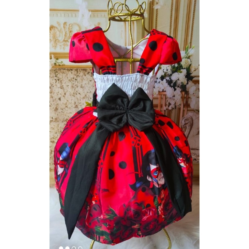 vestido temático Ladybug luxo