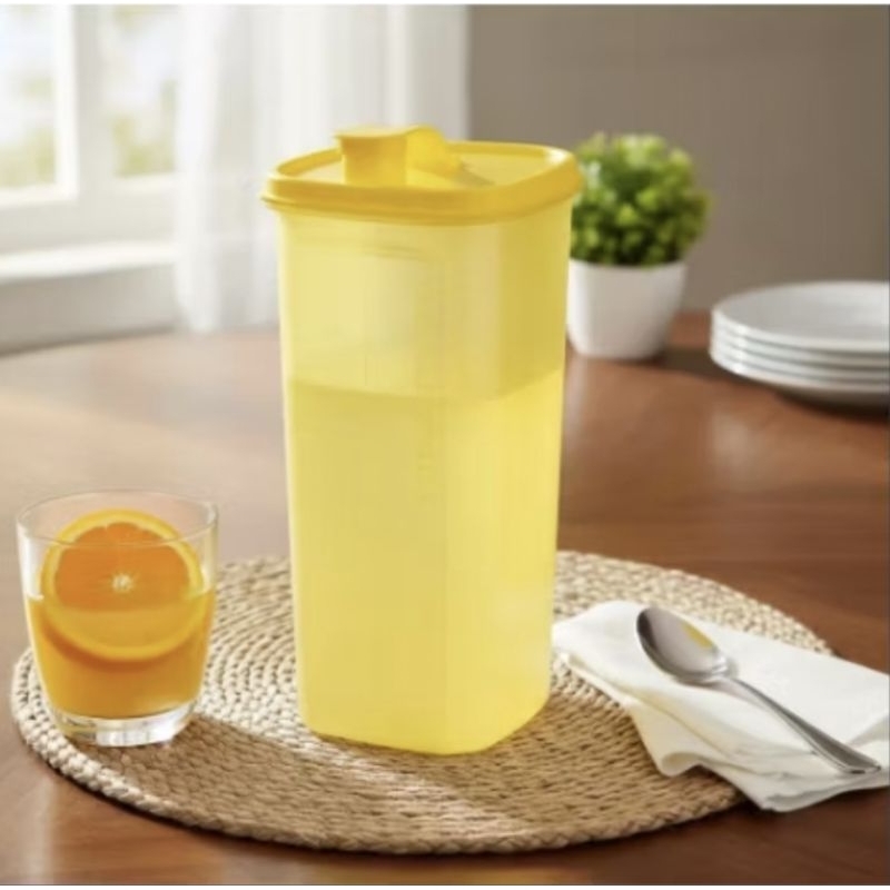 Tupperware Tupper Slim Guarda Suco 2L Amarelo Manteiga