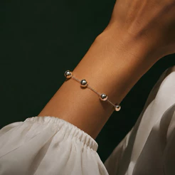 Pulseira 4 Bolas em Prata 925 Versátil e Elegante