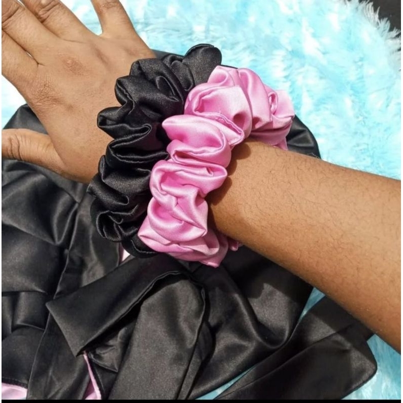 Scrunchie Xuxinha de Cetim Laço Lacinho Xuxa Brinde, Mimo de Cabelo
