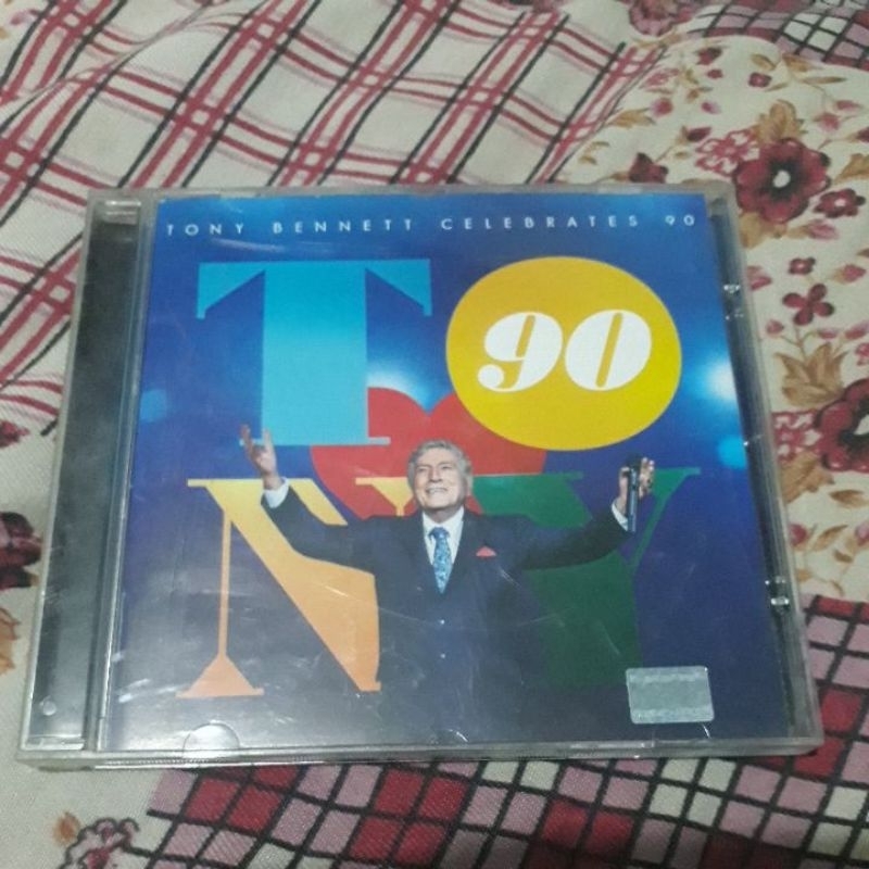 Tony Bennett cd celebrates 90 duetos Lady Gaga Stevie Wonder