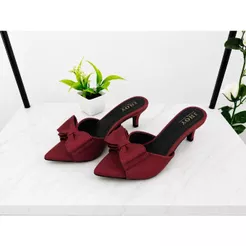 Sandália Jhoy Feminina Salto Fino 6cm com Laço Bico Folha Palmilha Comfort – Elegância e Conforto