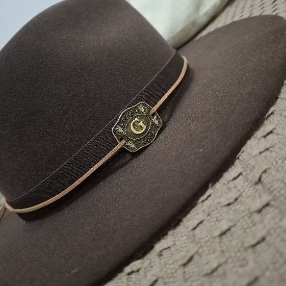 Colar fivela com letra gravatinha bandinha personalizado com inicial do nome tendência em acessórios Country feminino