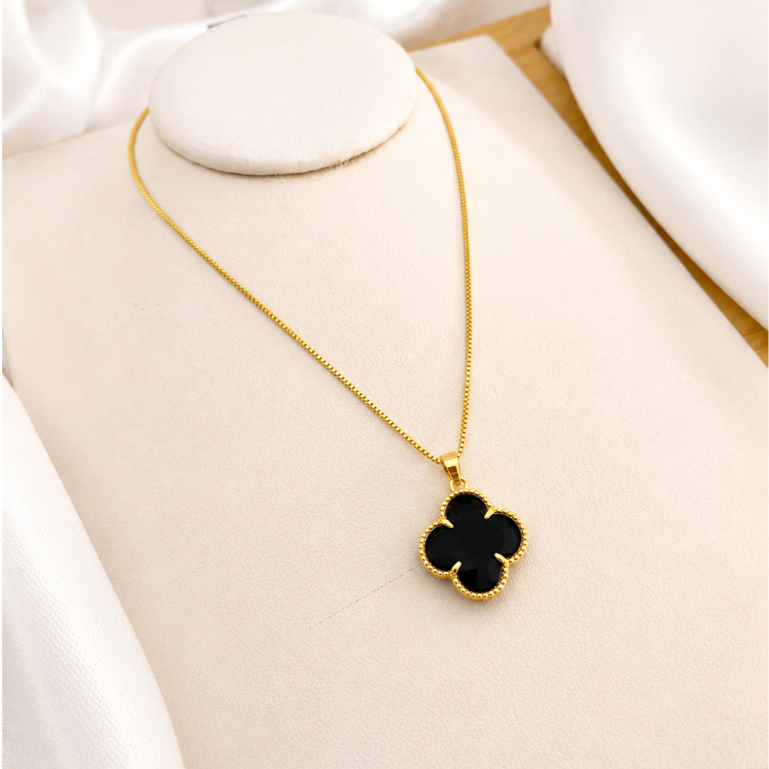 Colar Choker Trevo Dupla Face Folheado a Ouro