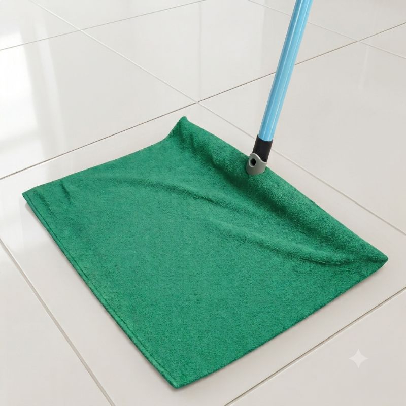 ​Kit (3) (2) Pano de Chão Microfibra Dupla Camada 55x35cm com Furo Central - Não Escapa do Rodo — imagem 2 de 2