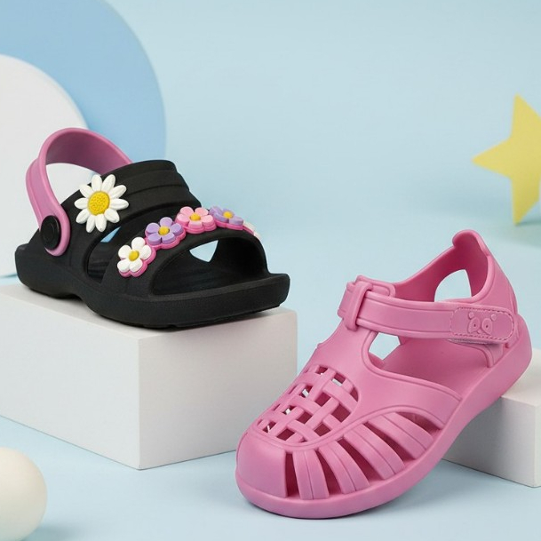 Kit 2 Pares Sandália Papete Infantil Menina Antiderrapante Escolar Confortável