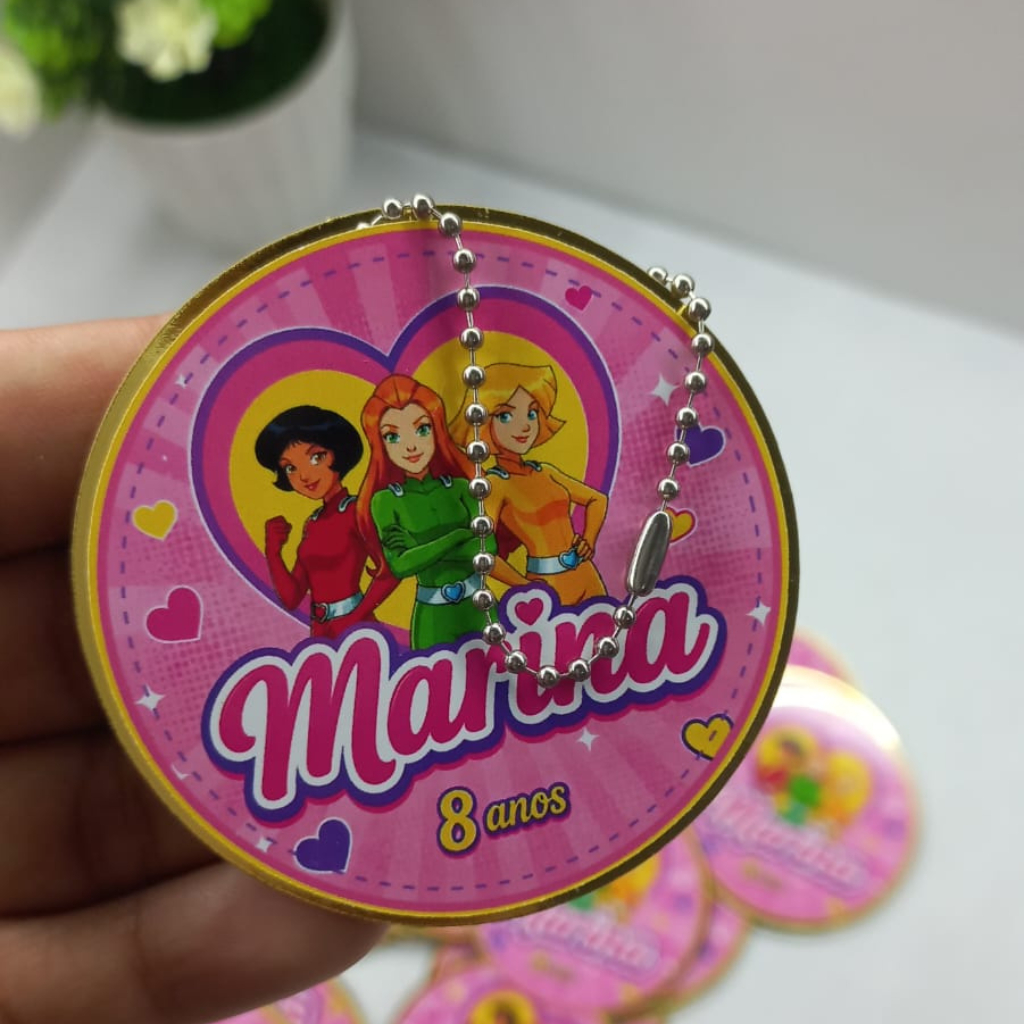 Tags Personalizadas Aniversário - As 3 Espiãs Demais/ Lembrancinhas de Festa Infantil/ Produzimos em qualquer tema.