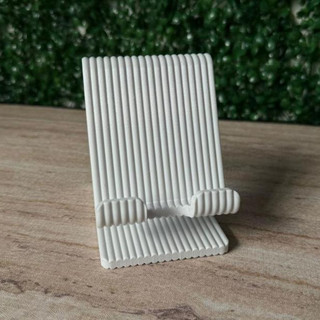 Suporte para Celular de Mesa – Impresso em 3D