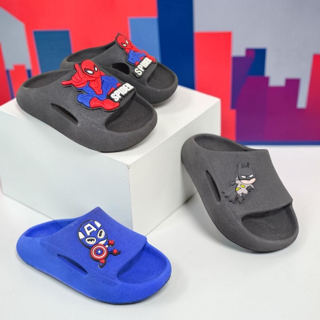 Chinelo Nuvem Infantil Menino Super-Herói Menino Flexível e Confortável
