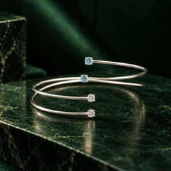 Bracelete Fio Duplo Ponto de Luz e Zircônia Azul Claro em Prata 925