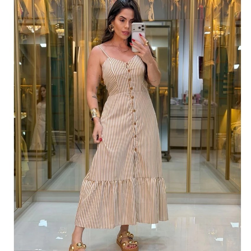 Vestido Longo em Crepe Listrado com Botões na Frente Com Babado e Bojo Elástico Costas