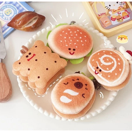Kit 2 ate 12 Unidades Chaveiro de mini pão gourmet/Pequeno presente