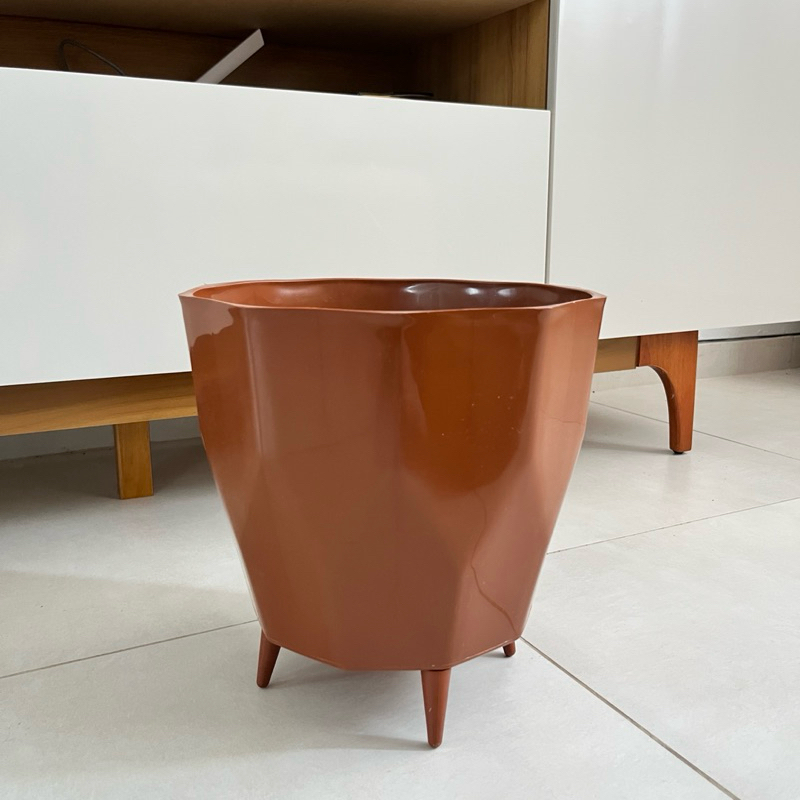 Vaso Bojo Facetado 27x26 Polietileno Resistente Decorativo Jardim Interno e Externo em Oferta na Shopee