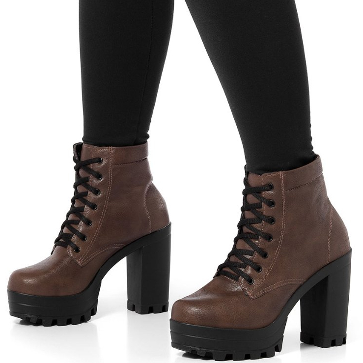 Bota Feminina Conforto Coturno Cano Curto Salto Médio Grosso