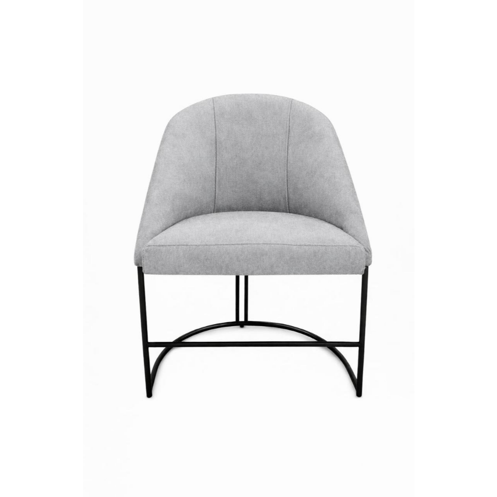 Poltrona Cadeira Decorativa Consultório, Mesa De Jantar, Salão, Cozinha, Pés Metálicos Preto Suede Premium Cinza Claro