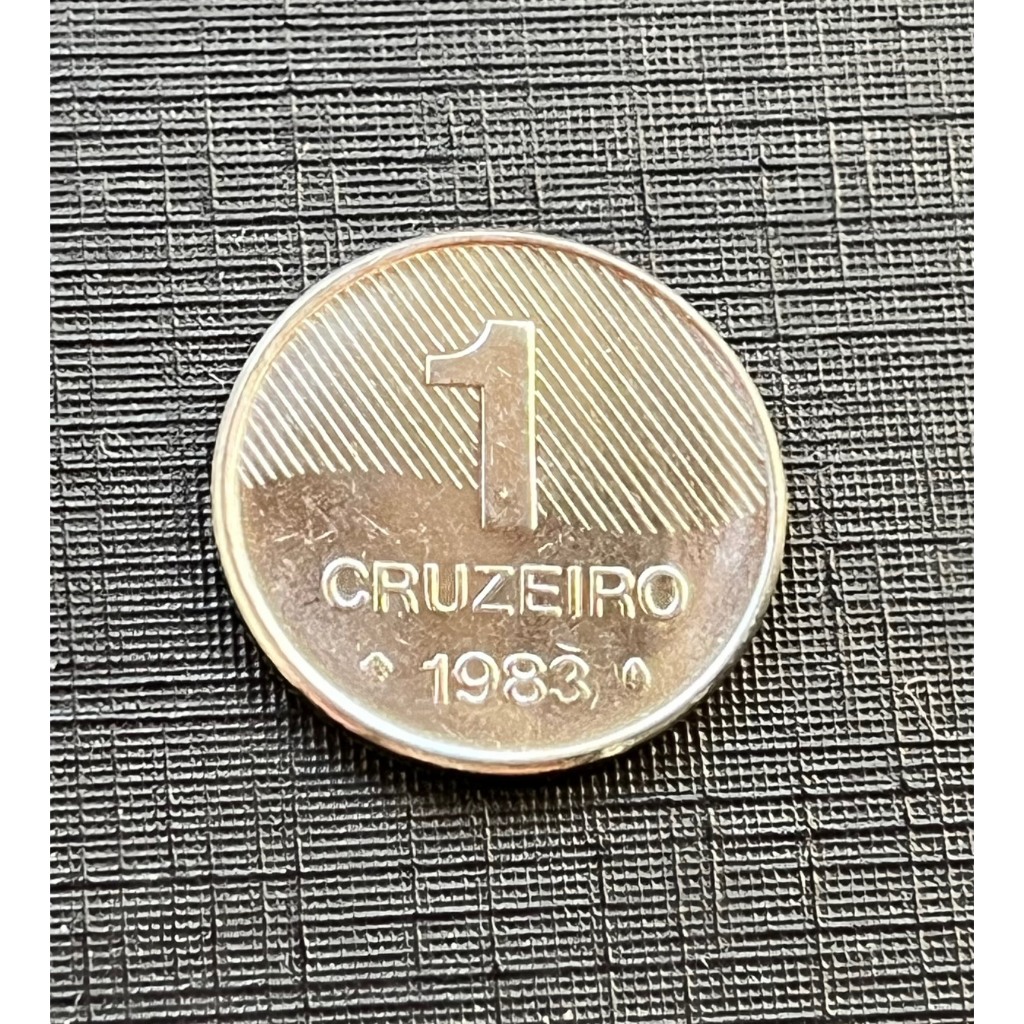 Moeda de 1 Cruzeiro 1983 Cana de Açúcar Flor de Cunho para completar Álbum. Peça de Coleção Escassa