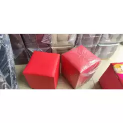 PUFF BANQUETA QUADRADA VERMELHO CORINO