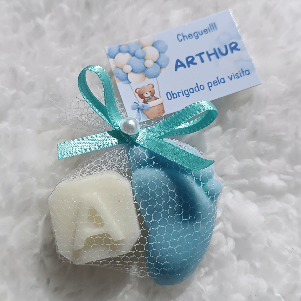 Mini Pezinho e Letra Ursinho Baloeiro - Kits 10 a 40 - Lembrancinhas Prontas Chá de Bebê Maternidade
