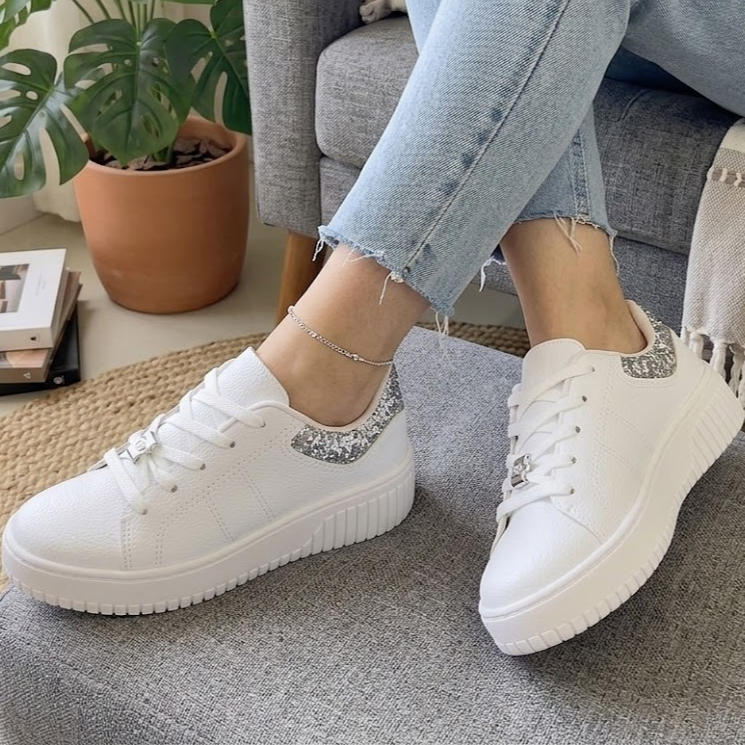 Tenis Tratorado Alto Beira Rio 4316.102/101 em Oferta na Shopee