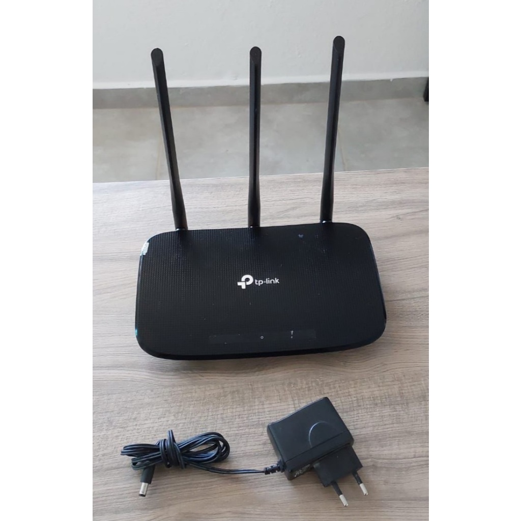 Roteador TP-Link TL-WR940N 450Mbps Wireless N - 3 Antenas Fixas Alta Cobertura