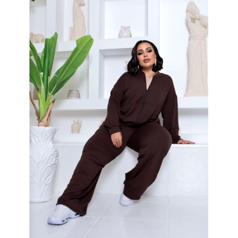 Conjunto Plus Size Inverno: Calça Pantalona + Blusa com Zíper e Bolsos