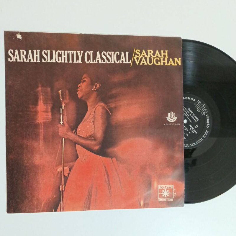 Vinil LP Sarah Vaughan - Sarah Slightly Classical (1968)