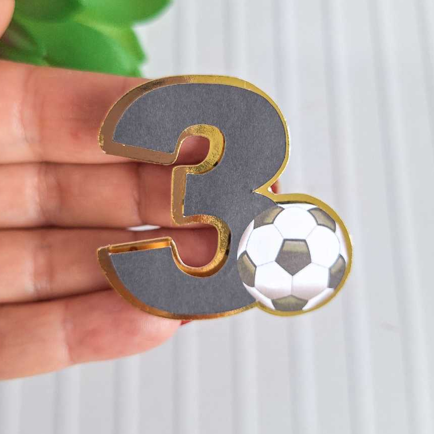 Aplique número 3D - número 3 PRETO - tag lembrancinha - caixinhas - personalizados - FUTEBOL