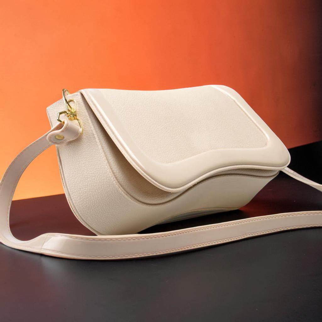 Bolsa Feminina Pequena de Ombro Mini Tiracolo de Fechamento Magnético Baguete Moda Mistermah