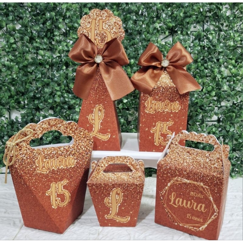 Kit Caixinhas 15 anos,Terracota/Dourado. Lembrancinha Personalizada Aniversário (FAZEMOS TDS IDADES)