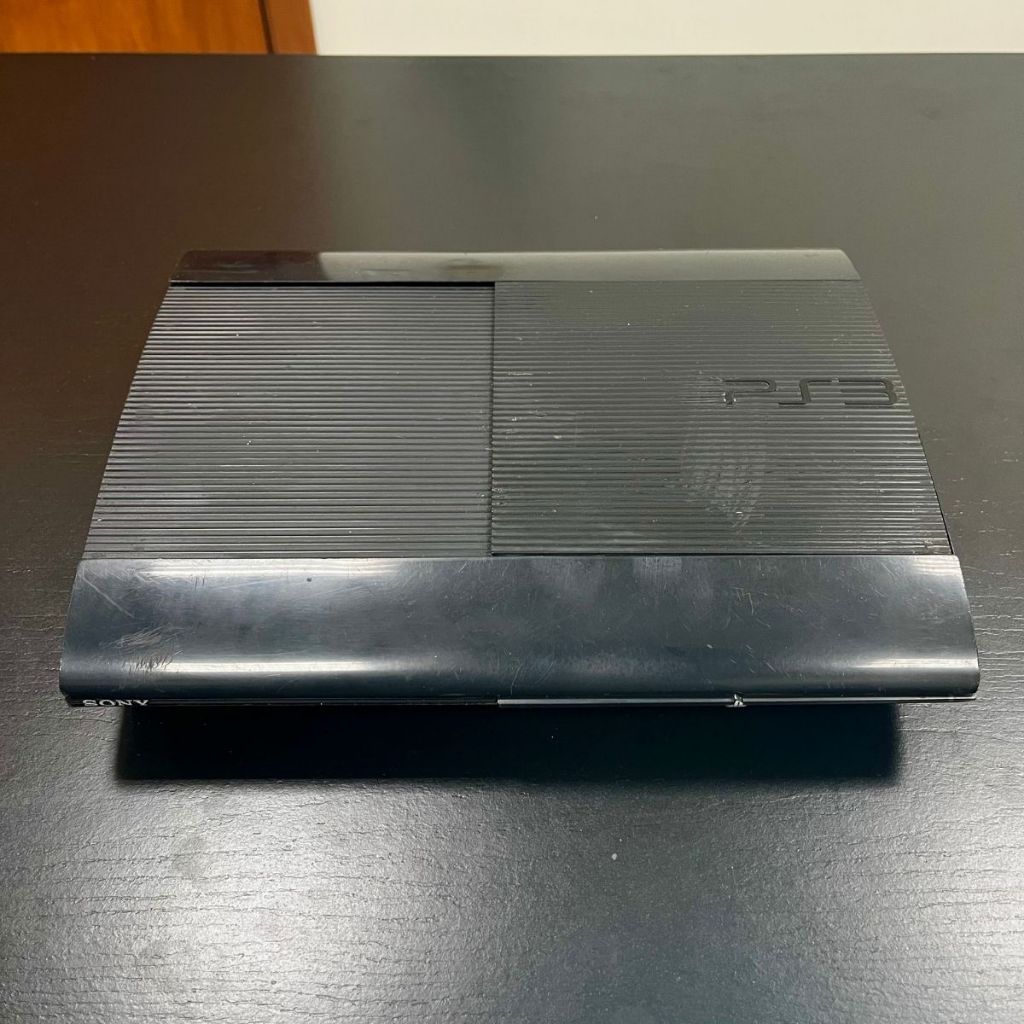 PS3 PlayStation 3 Super Slim Desbloqueado e Com Manutenção Preventiva (Leitor Não Funciona)
